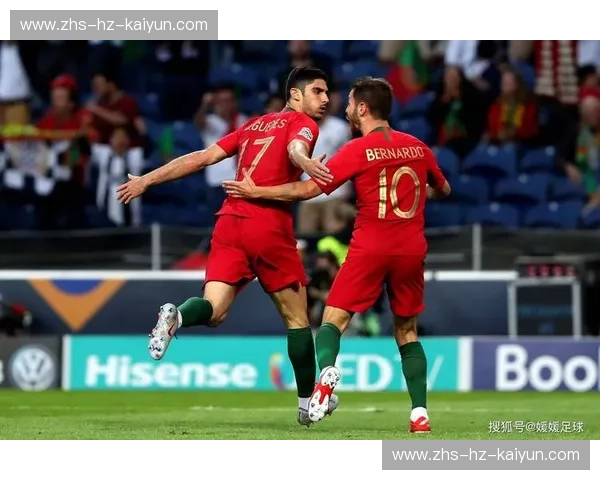 世界杯赛事战术解析：战略博弈与精彩对决